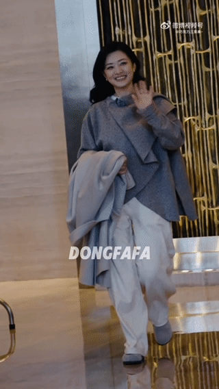 周涛首次参加真人秀综艺 梦幻联动！周涛加盟《五十公里桃花坞》，迎来人生首次真人秀