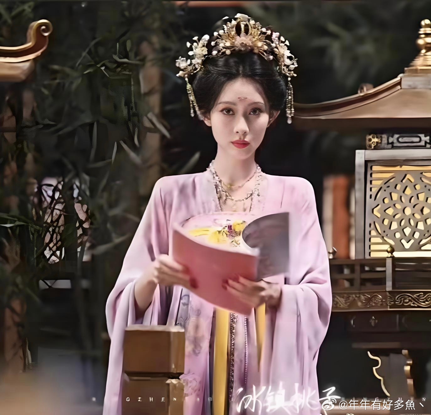 古装为什么要加垫肩，看起来好奇怪 