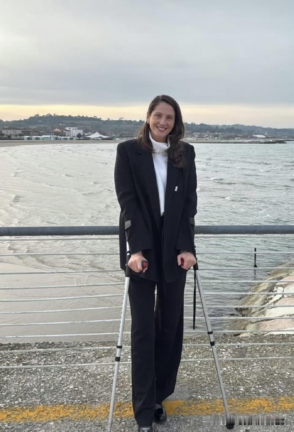 科舍列娃经历了很多困难和伤病（今年膝盖经历两次大手术），科舍真的不容易。祝早日康