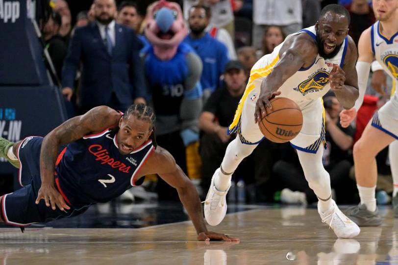 ESPN名记Slater报道，手握下赛季球员选项的勇士老将德雷蒙德·格林预计将执