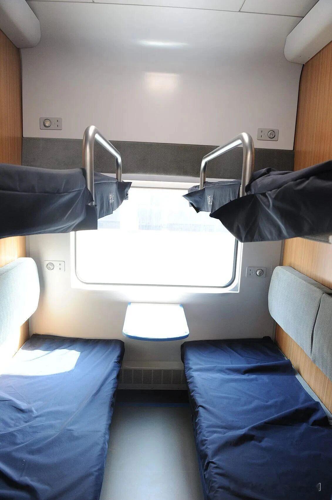 乘警邀独行女乘客进群：安全感，又向前一步