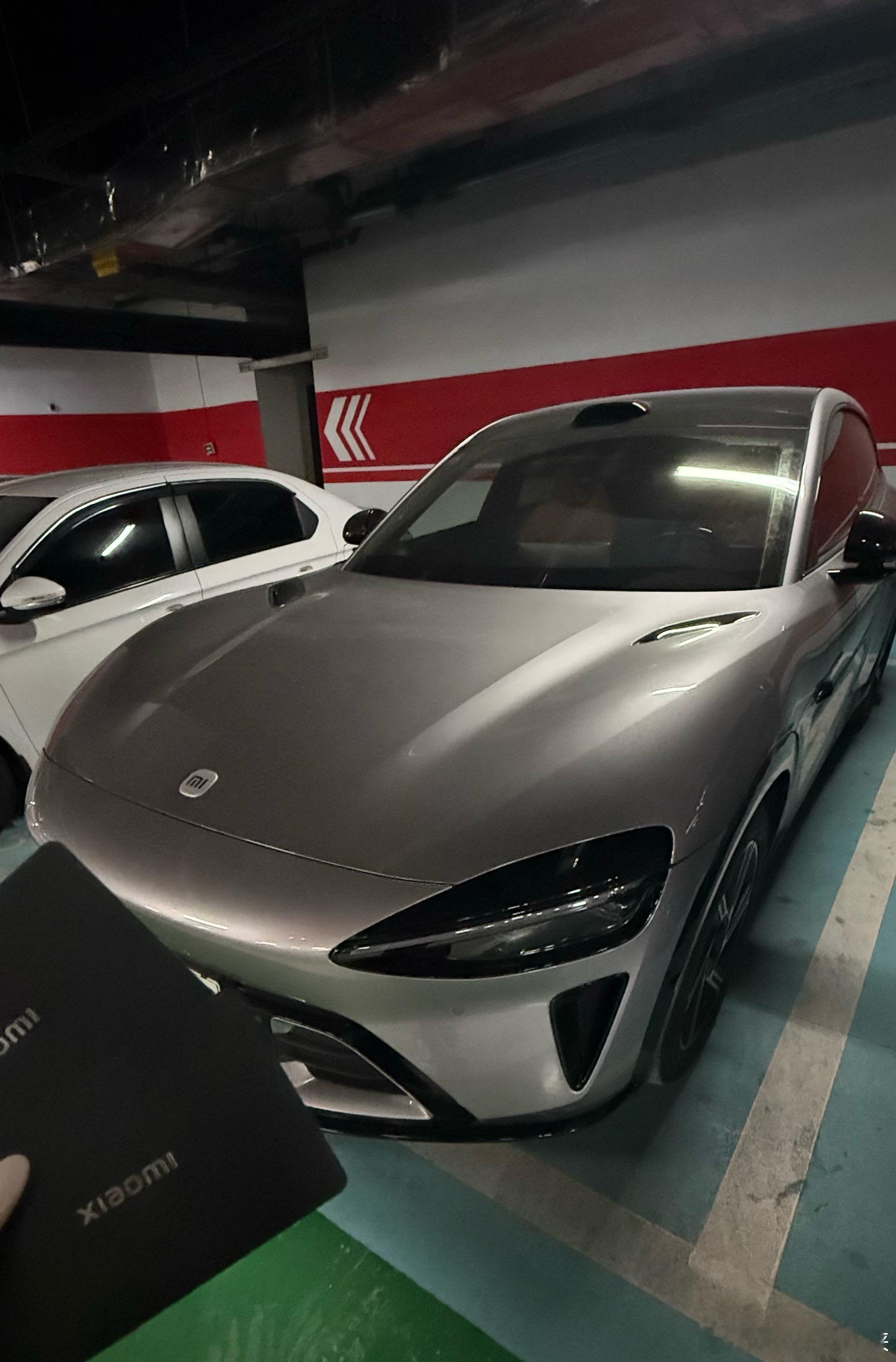 其实对比油车每个月高昂的油费来说，现在新能源真的给我省了不少钱。挑个晚上低价时段