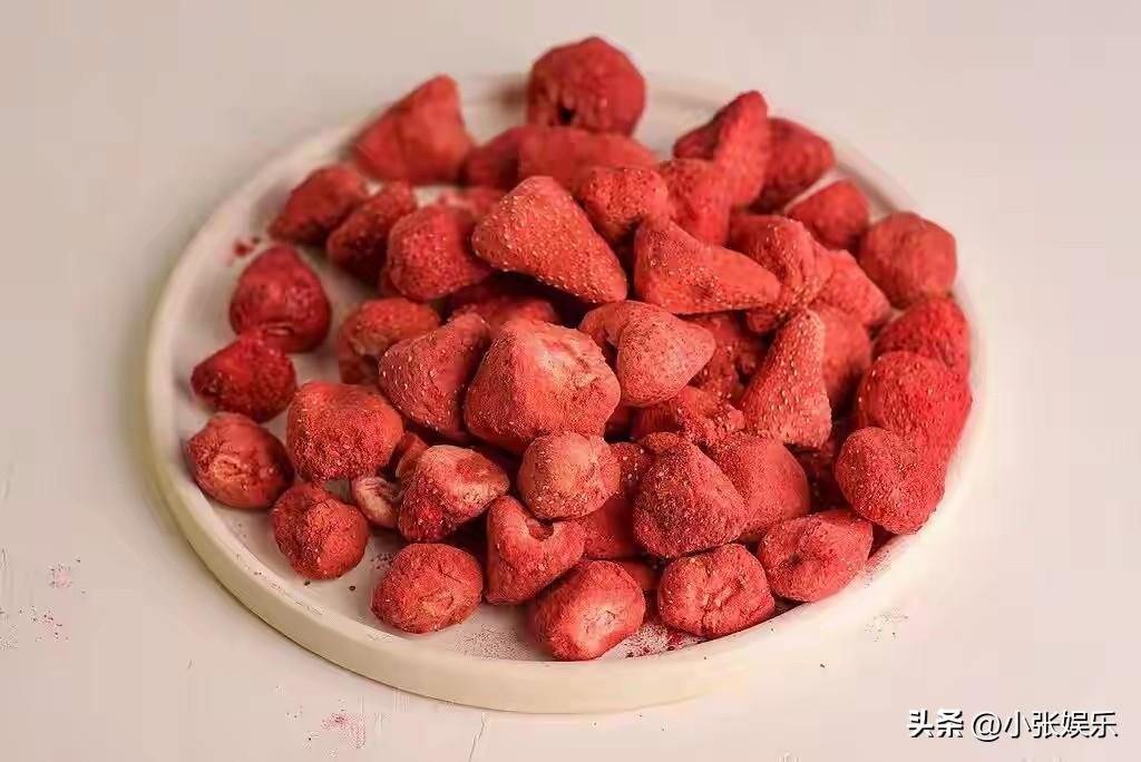 云南这波上大分。
 
云南直接针对网红零食冻干草莓事件，成立了专项调查组！这下真