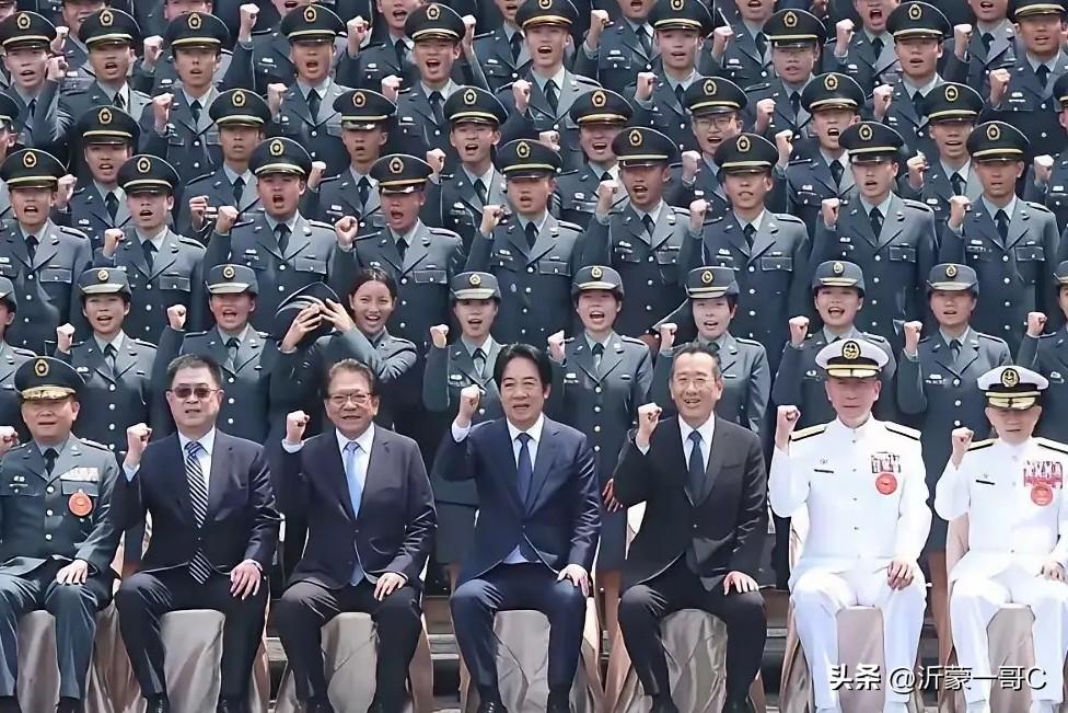 下面这群人早晚要被团灭！