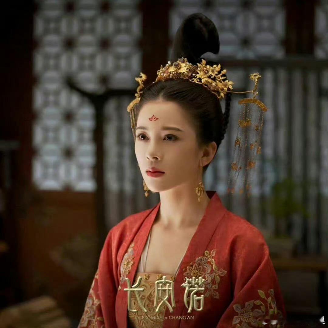 这些古装美女都是赵樱子演的 哇去，原来这些古装大美女都是我们赵樱子姐姐演的啊，姐