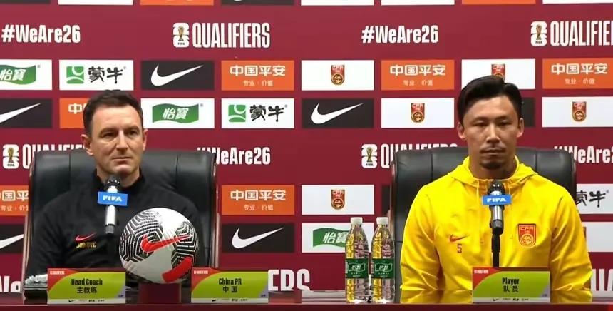 中韩大战赛前发布会，扬科维奇：希望承担起球迷们的期待，韩国主帅克林斯曼目标直指3