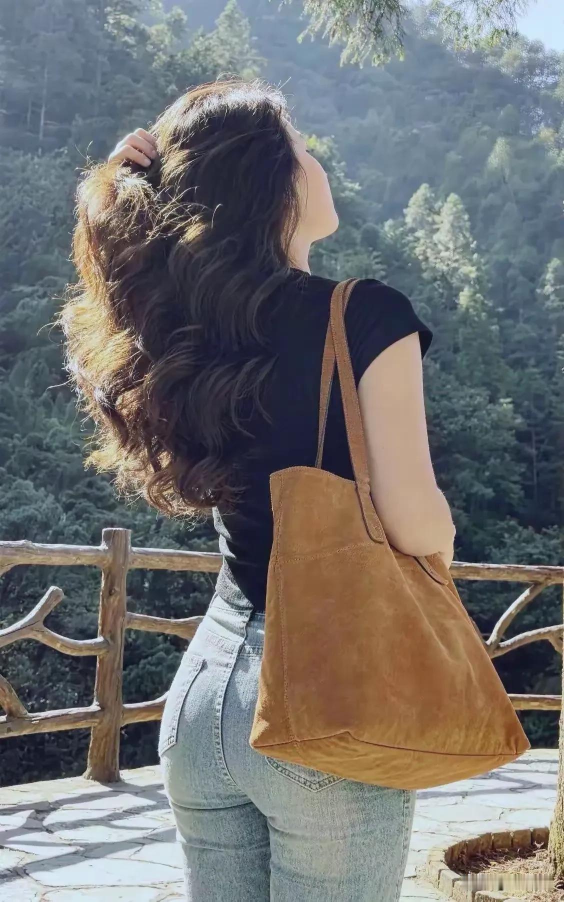 这个背影杀的威力，你扛不扛得住？