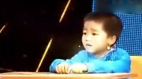 是神童还是乌龙？
一个11岁的孩子跑到高二讲数学，令人惊叹的同时也引发质疑：这是