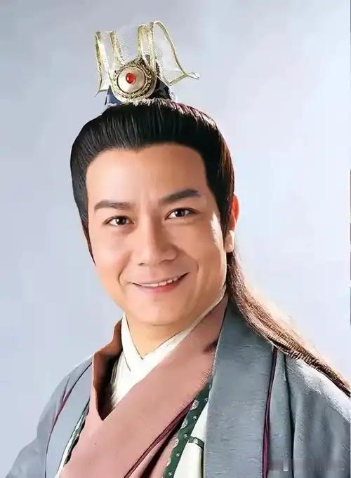 潘志文：演过吕洞宾、段正淳，拍戏近 60 年 130 多部作品，74 岁依旧挤地