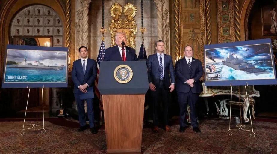 中国拒绝美国邀请后。
特朗普立马宣布战舰计划。

表面看是军备扩张。
实则暴露了