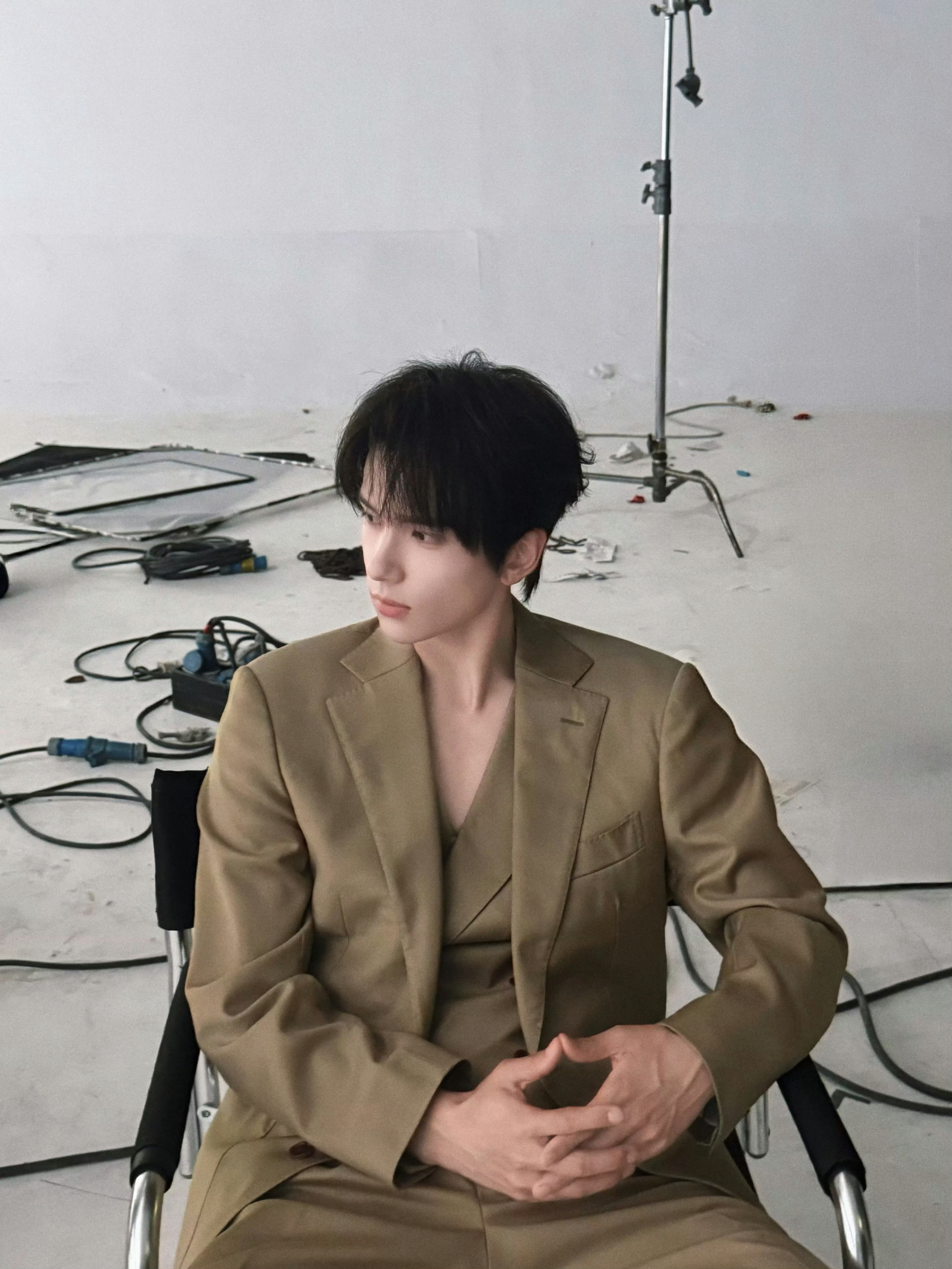 余承恩 yce余承恩天书黎明 yce余承恩顾天 “我可以错过黄昏的末班车，也可以