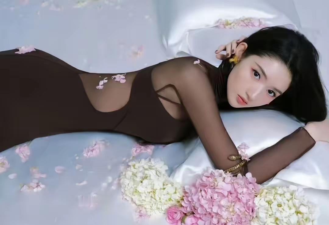 终于明白女明星为什么都不结婚了！
不是没人馋她们身子，
而是大部分人都觉得30、