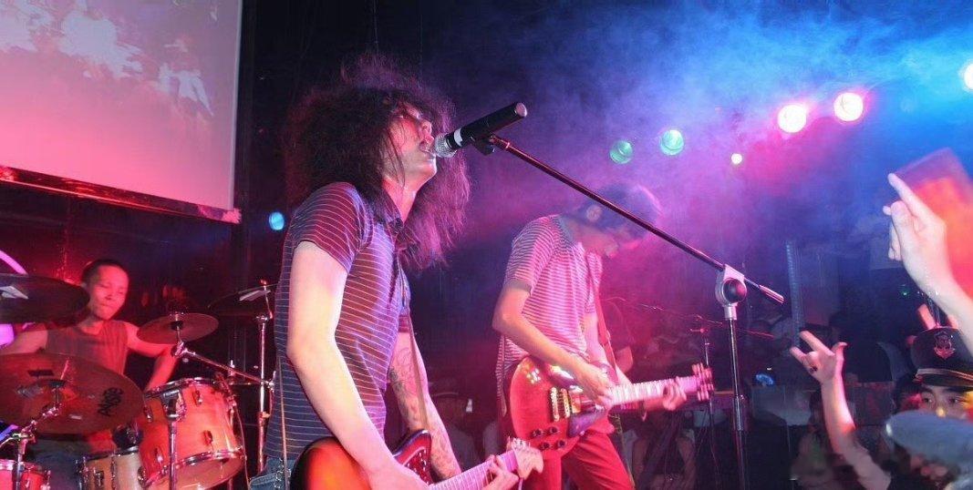 河北这座城握着中国摇滚的开关手握中国摇滚开关的石家庄，藏着一处江南秘境。龙泉古镇