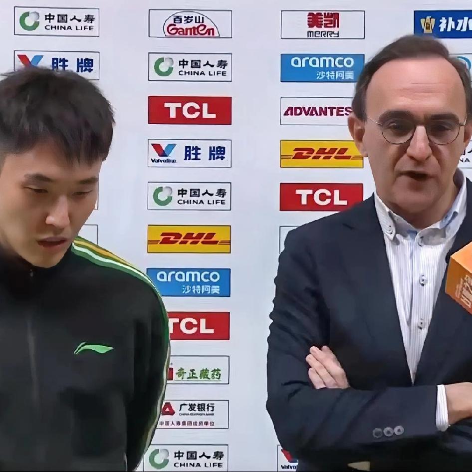 兄弟们！从昨晚辽宁对阵福建上半场的最后3.8秒一攻就可以看出：主教练乌戈真的是太