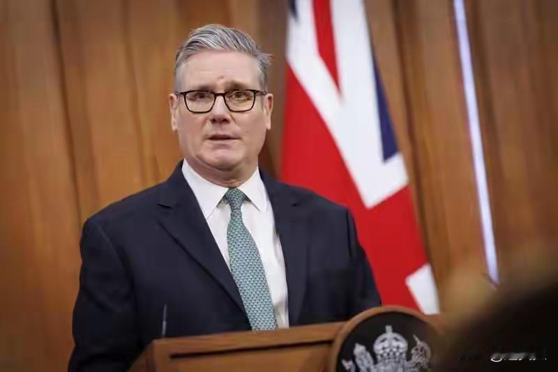 英国送上大礼，来华访问。
这绝对是英国立场的正确转向，中国驻英使馆新址经历多年严