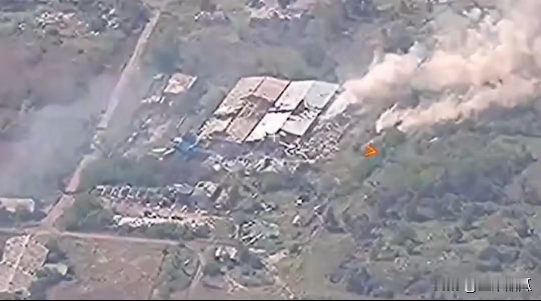 9月13日，俄媒称过去一天在库尔斯克消灭乌军多达300多名，有12名投降。从8月