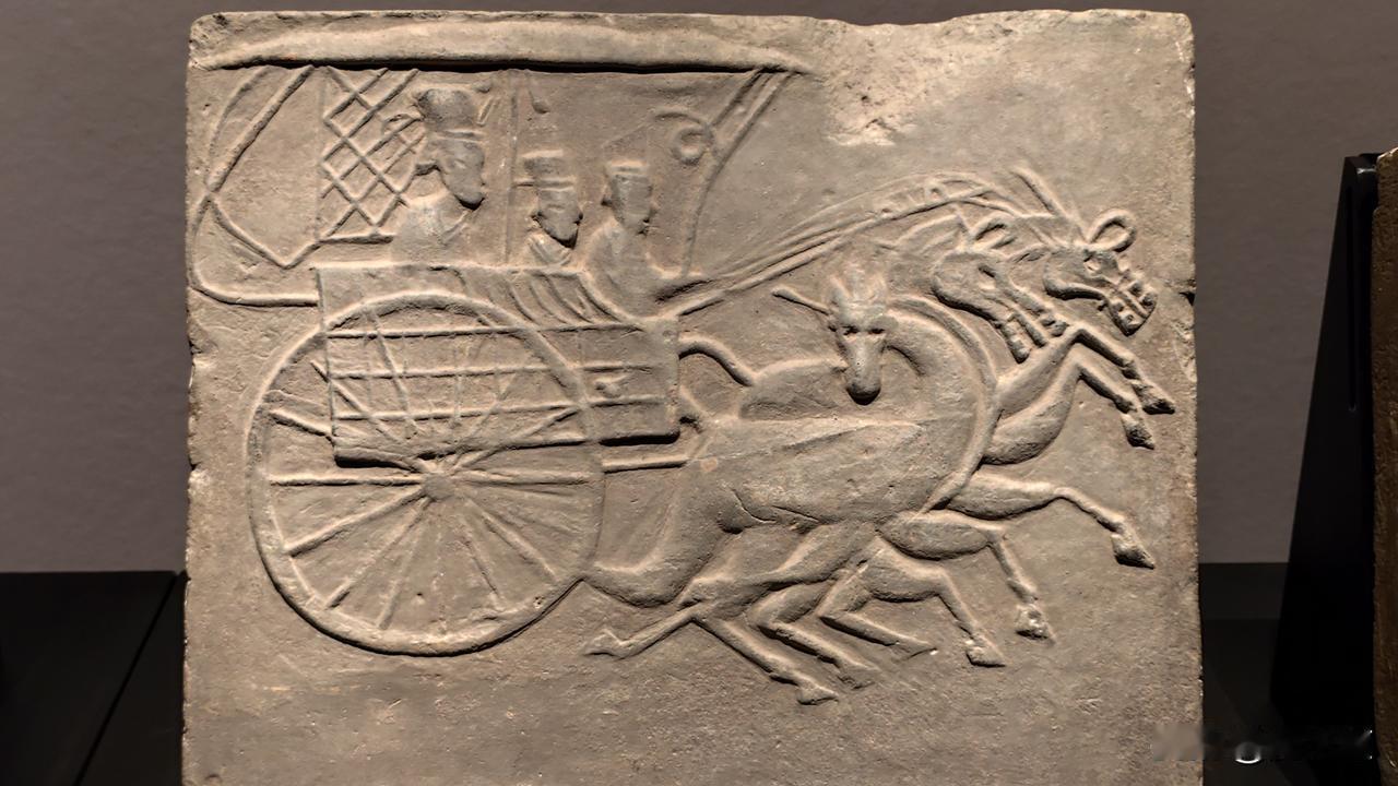 分享随手拍的景色藏于四川搏物院的东汉（25一220年）导车画像砖