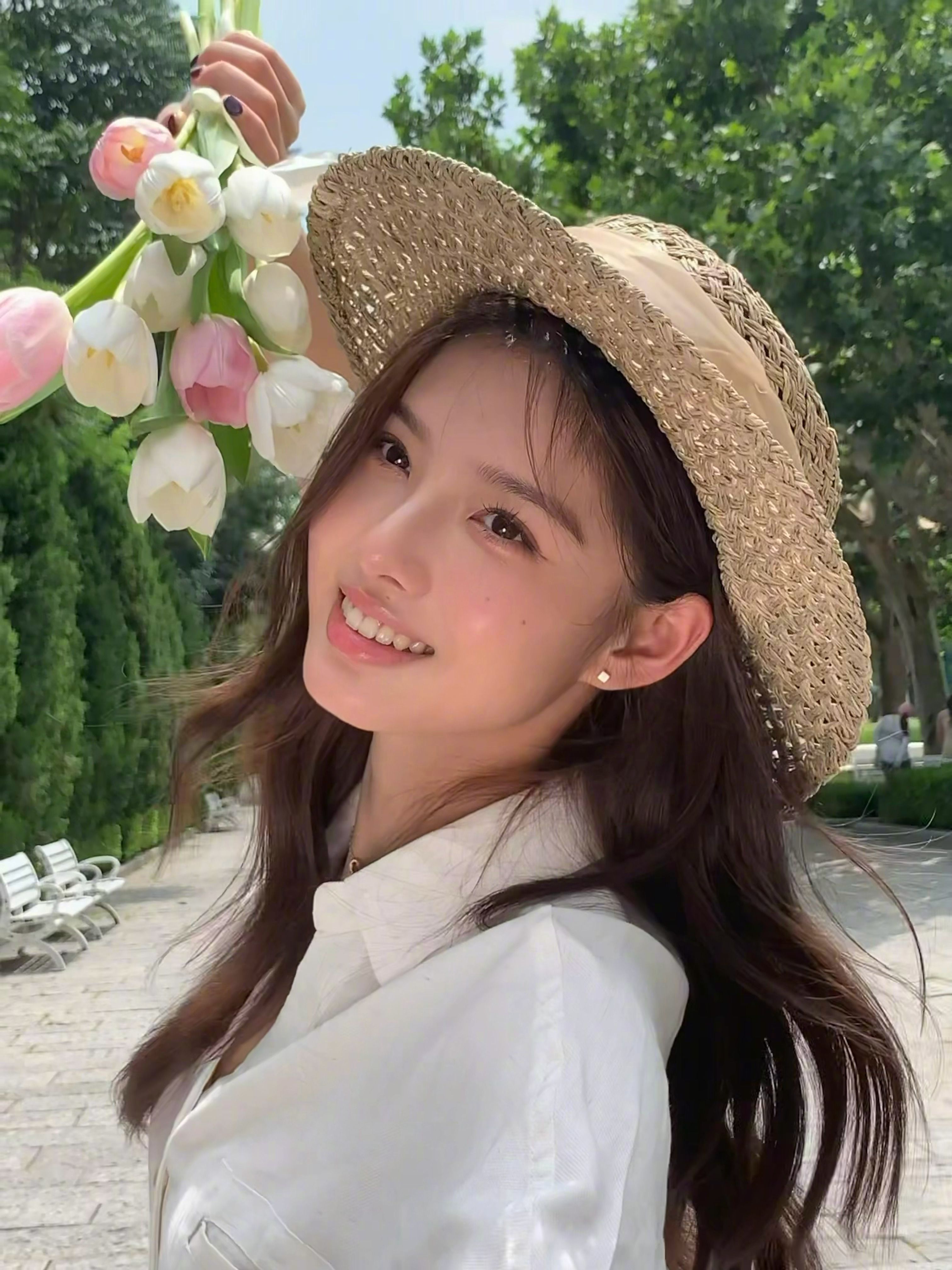 侯明昊叫艾米小艾米艾米祝侯明昊不是生日也快乐 侯明昊在艾米生日博下评论“生日快乐