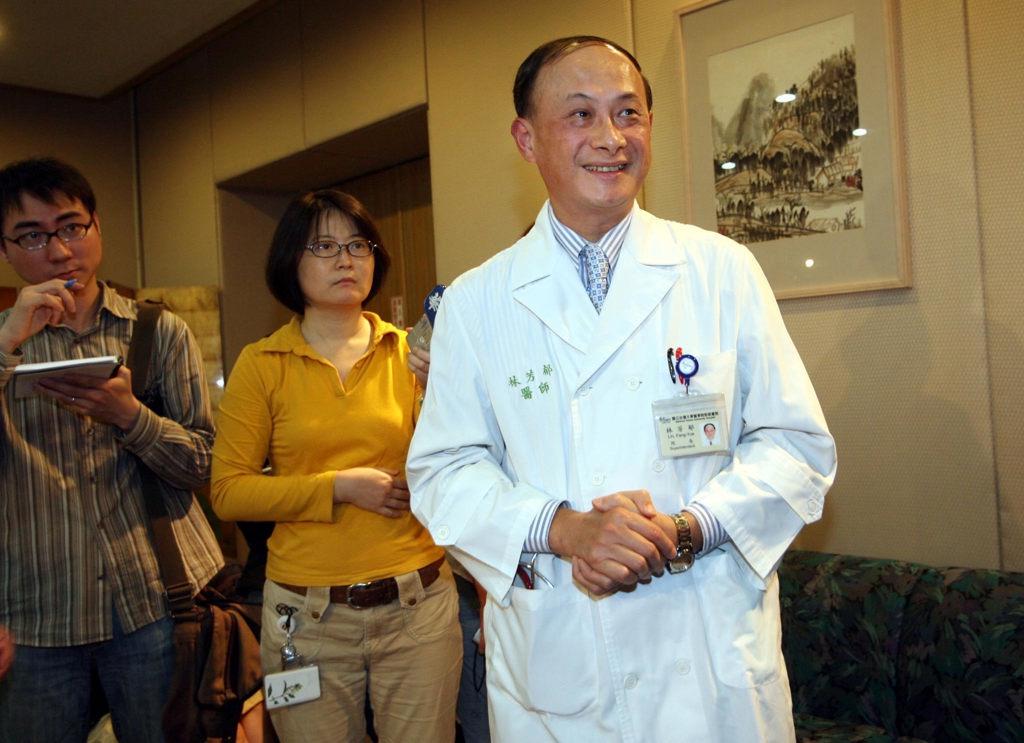林芳郁女儿批蒋万安“徇私护航” 粉专揭：她没说的2件事
台北市长蒋万安儿子蒋得立