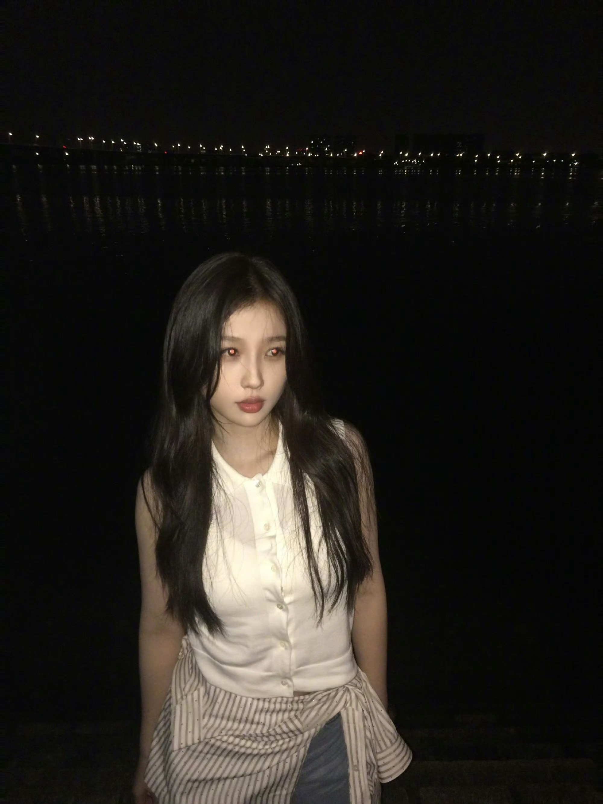 虞书欣林晚星氛围感头像，每一张都美到可以当壁纸的程度～ ​​​