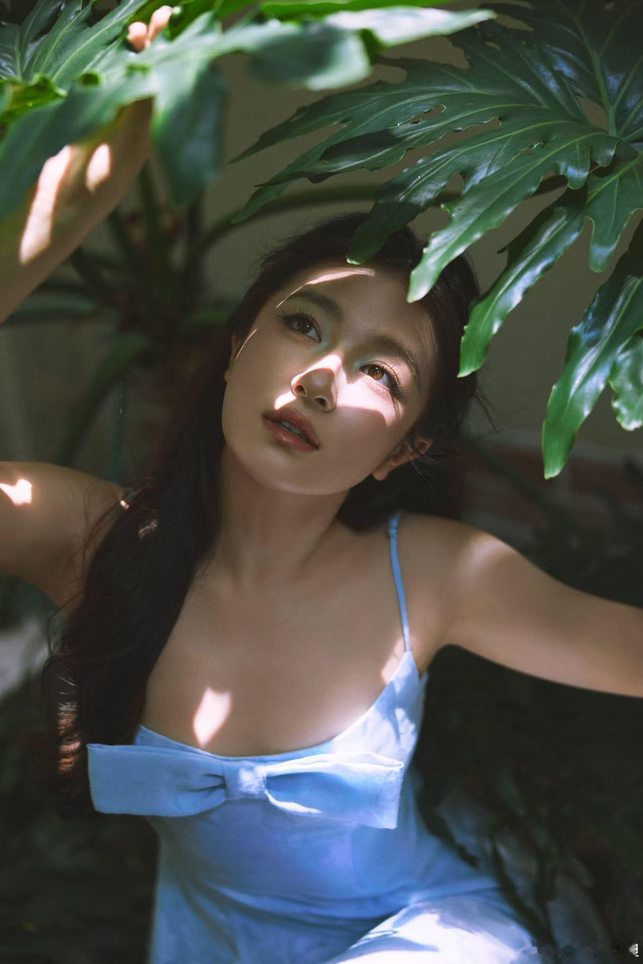李兰迪真的去了海底捡垃圾 海底捡垃圾真的不是闹着玩的，又累又危险，她愿意去做这件