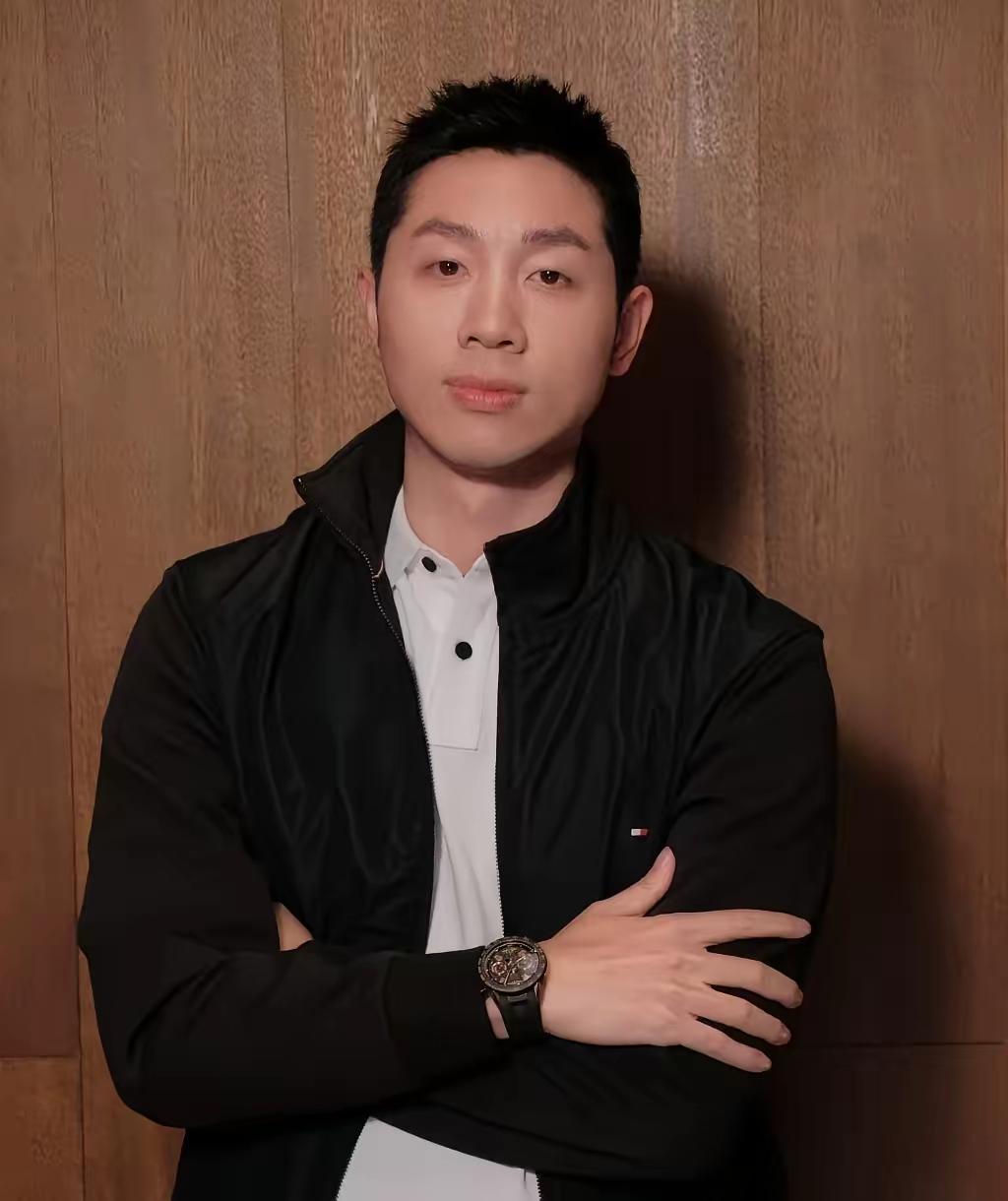 许昕直播直言张怡宁是乒坛最恐怖选手，此话一经流出直接刷屏各大体育平台，这场直播原