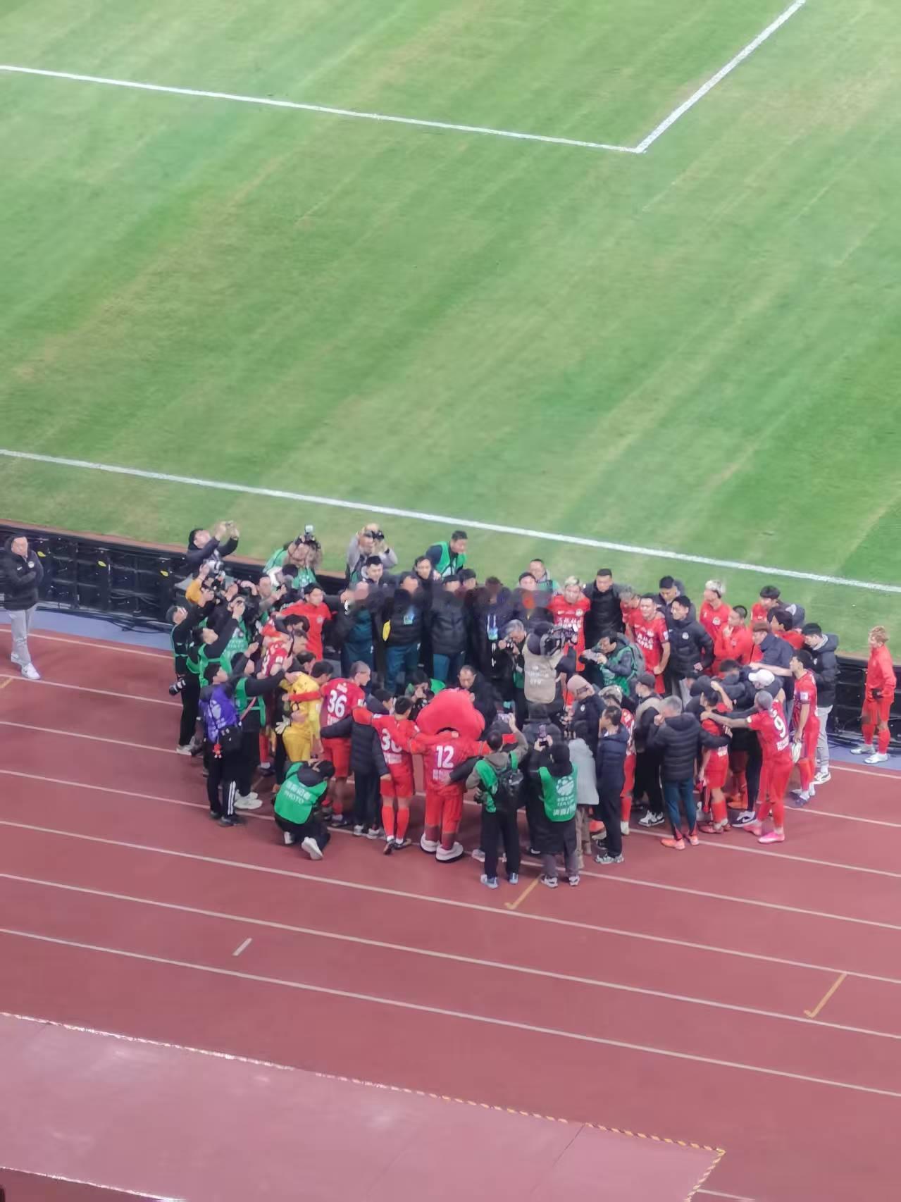 这张图也基本可以映射未来的一个人员调整的趋势，从目前透露出来的一些情况来看，在这