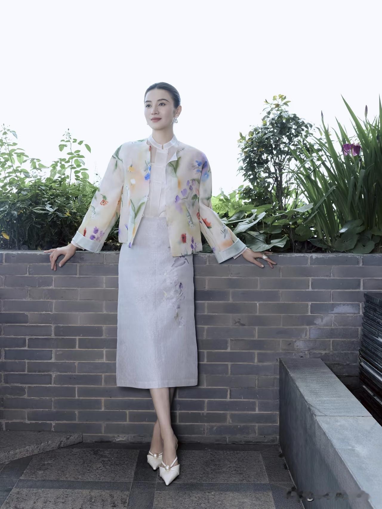 从小花到大花，从张铁梅到王铁梅，从仙儿到陈三九，演员宋佳每一个角色都拿捏演绎的如