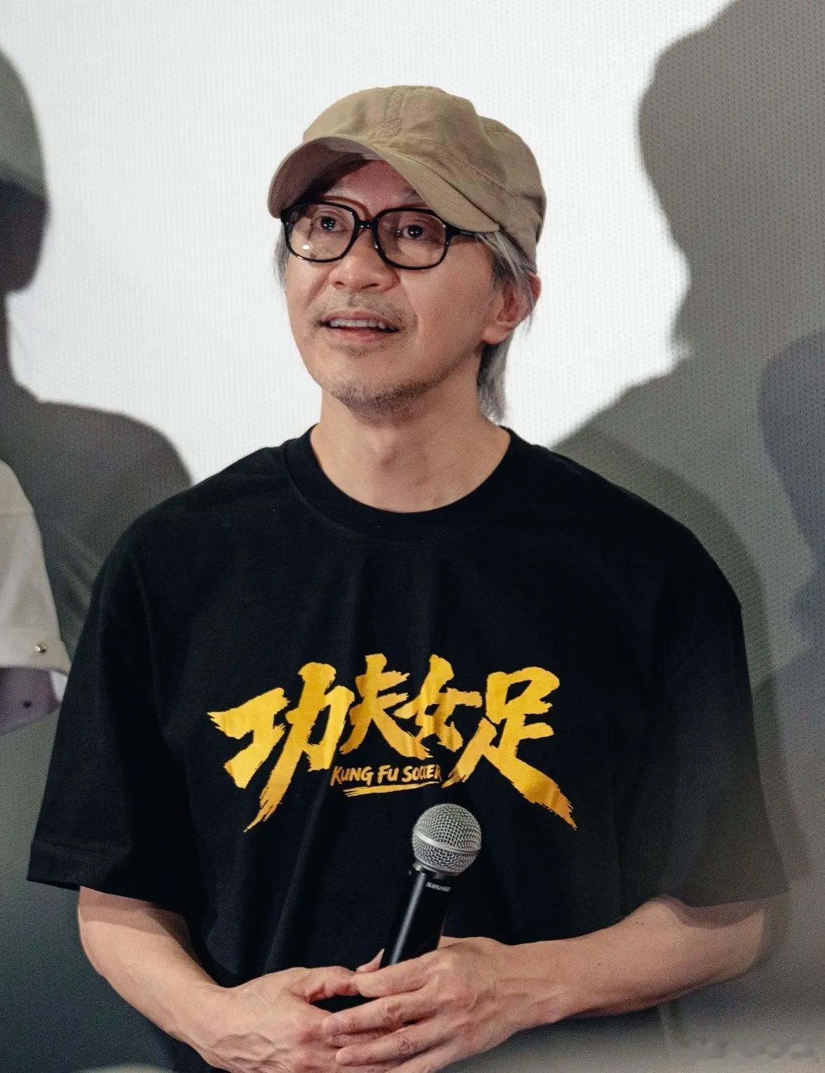 周星驰有一个特殊的癖好大概这辈子都改不掉了，那就是但凡是他的电影宣传期结束，他就