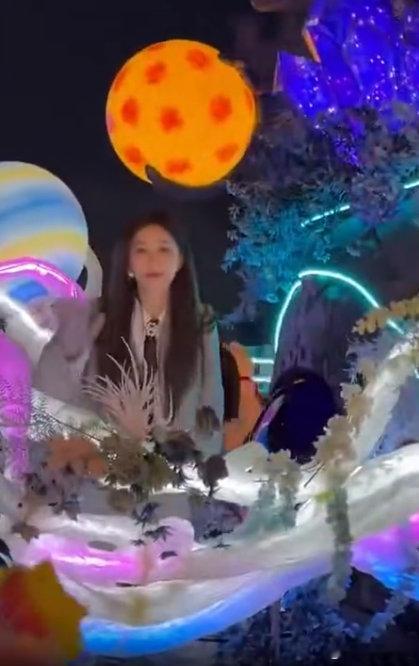 就袁一琦没穿羽绒服长春冰雪之夜直播长春冰雪之夜 长春冰雪之夜直播里，别人靠羽绒服