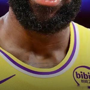 7月1日，据NBA知名记者Shams Charania报道，詹姆斯已告知湖人他将