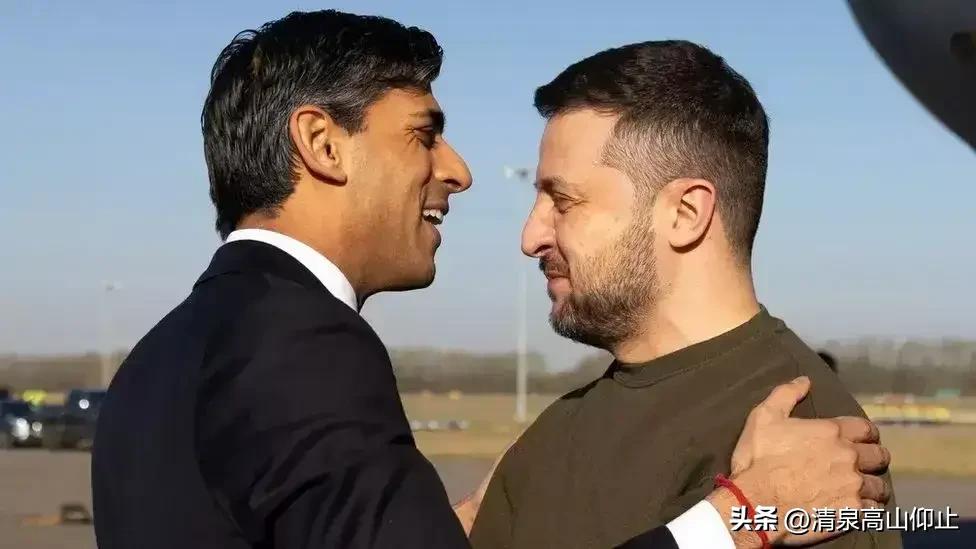 苏纳克再就业！

英国前首相印度裔的苏纳克成为泽连斯基的顾问，日不落帝国的官僚也