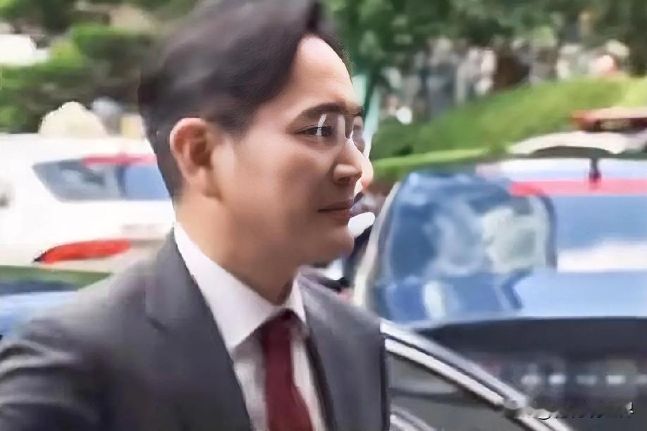 12月24日凌晨的最新消息，速报，全都不容错过，第六条：韩国四大财阀率200家韩