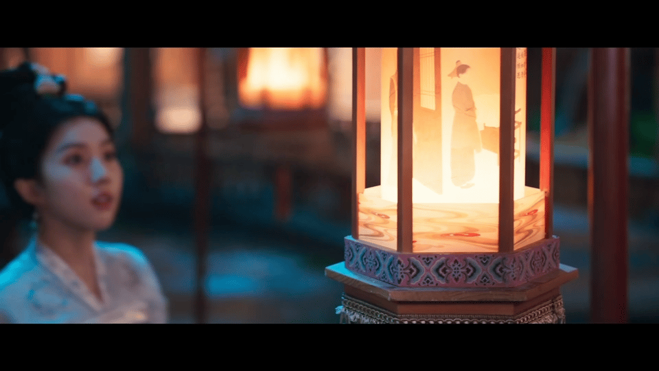 白天领导汇报晚上老公抱抱 小动作中藏着情感，楚楚与萧瑾瑜的互动，每一次的肢体语言