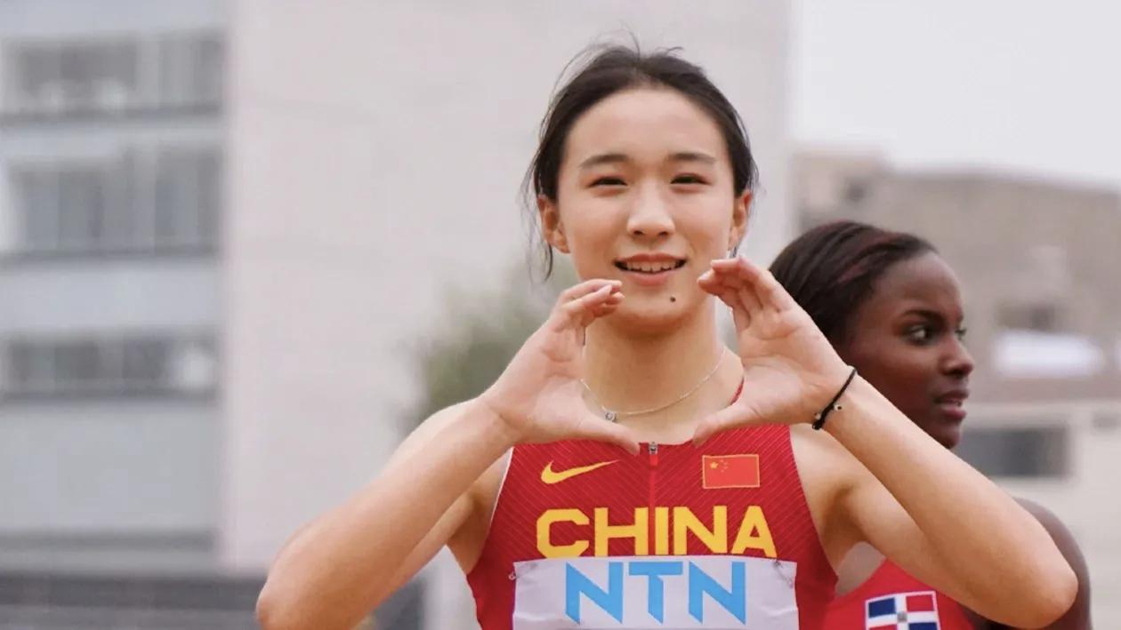 陈妤颉，16岁浙江小将全运载誉归乡，破纪录夺冠！

广州奥体中心体育场内，16岁