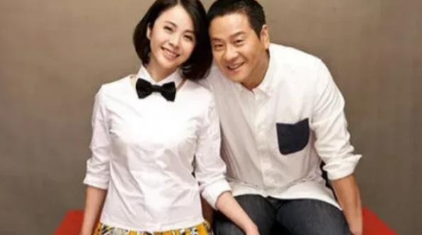 1998年，41岁的刘威爱上了18岁的杨若兮，两人同居了9年。然而，刘威在一次出