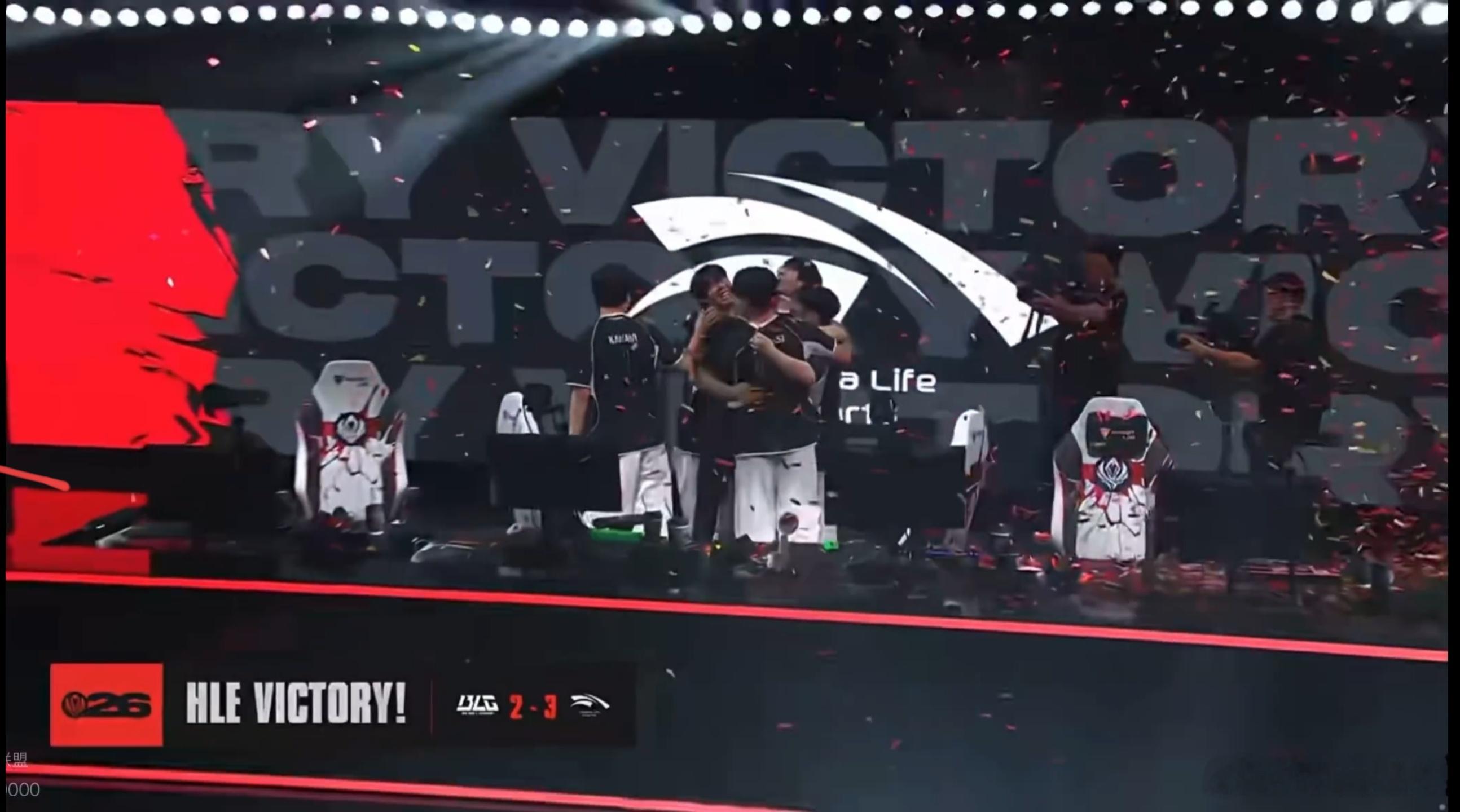 HLE战胜BLG【HLE 3-2 BLG】虽然我是bin的粉。但是今天打的就是一