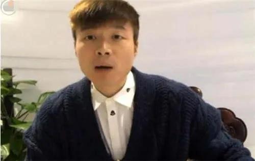 小智应该是内地电竞圈(除了王校长)最牛的人物了吧？

谈到LOL知名主播，相信绝