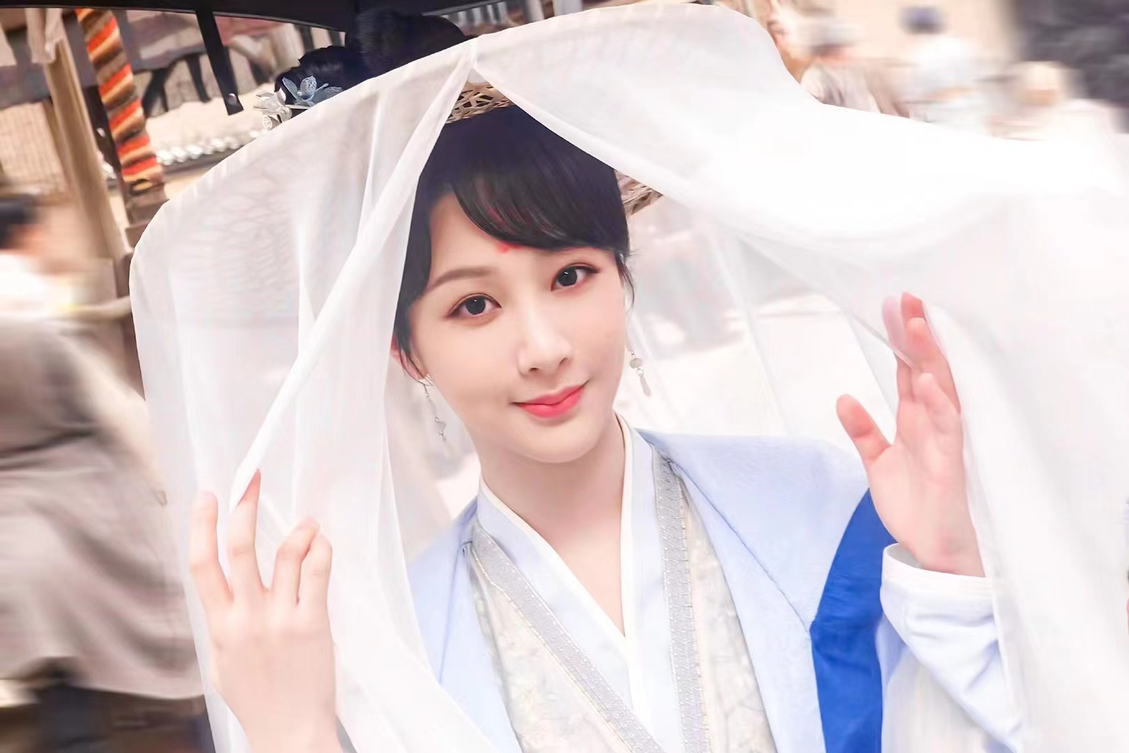 #杨紫[超话]##小夭立牌被扔垃圾桶# |#杨紫小夭# 王姬小夭，凛然大义，家国