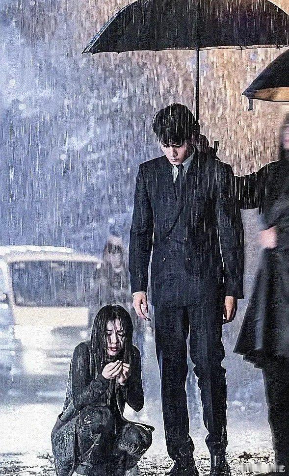 蔡文静 吸渣体质 别人拍戏谈甜甜的恋爱，蔡文静拍戏全程在躲渣男，太让人心疼了！ 