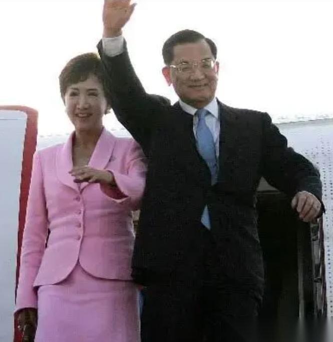 太会炒作了！陈水扁隔空开麦，称大陆搞什么“三光政策”，挖光、堵光、挤光台湾空间，