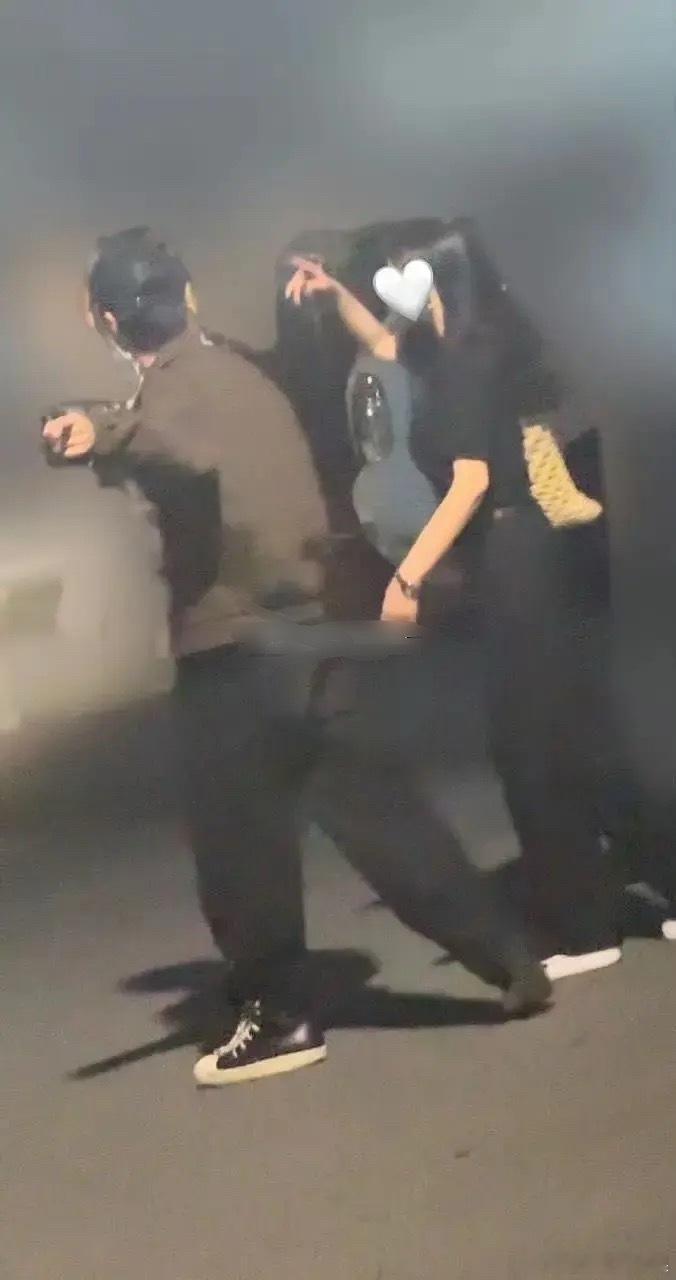朴综星之前三个妈妈澄清了吗曝李羲承恋情