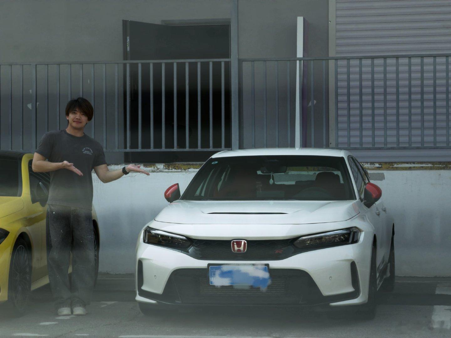 是不是我和性能车的气质还是更搭点？ ​​​