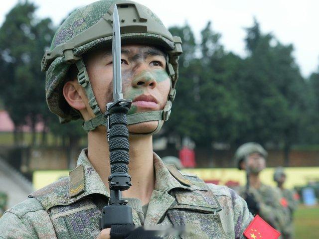 军人以身许国青春献给祖国点赞致敬！早🌞！ 