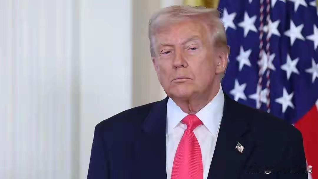 卸任近一年后，布林肯罕见公开露面，只为给特朗普送上一句忠告