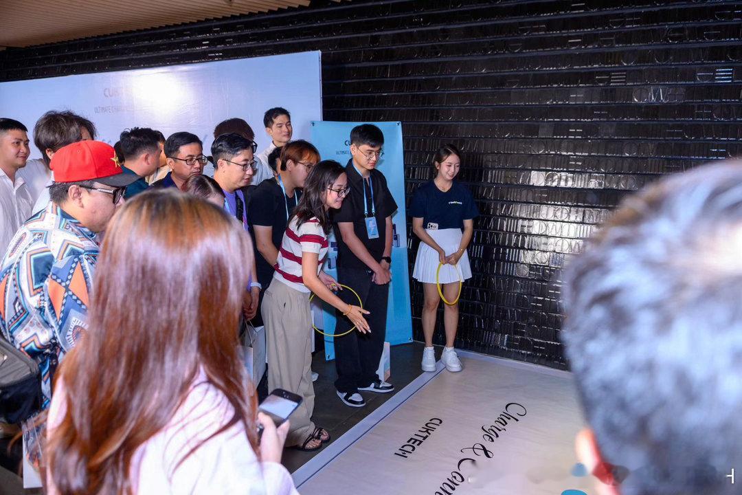 参加了酷态科越南媒体活动，公司负责越南工作的同事们很给力👍当地合作伙伴非常棒?