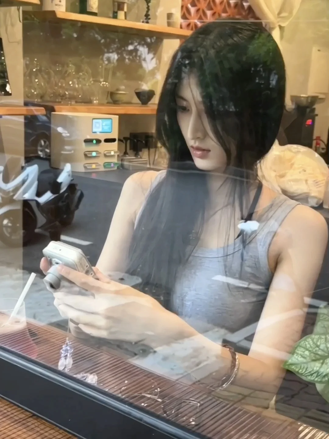 诶这位小姐…