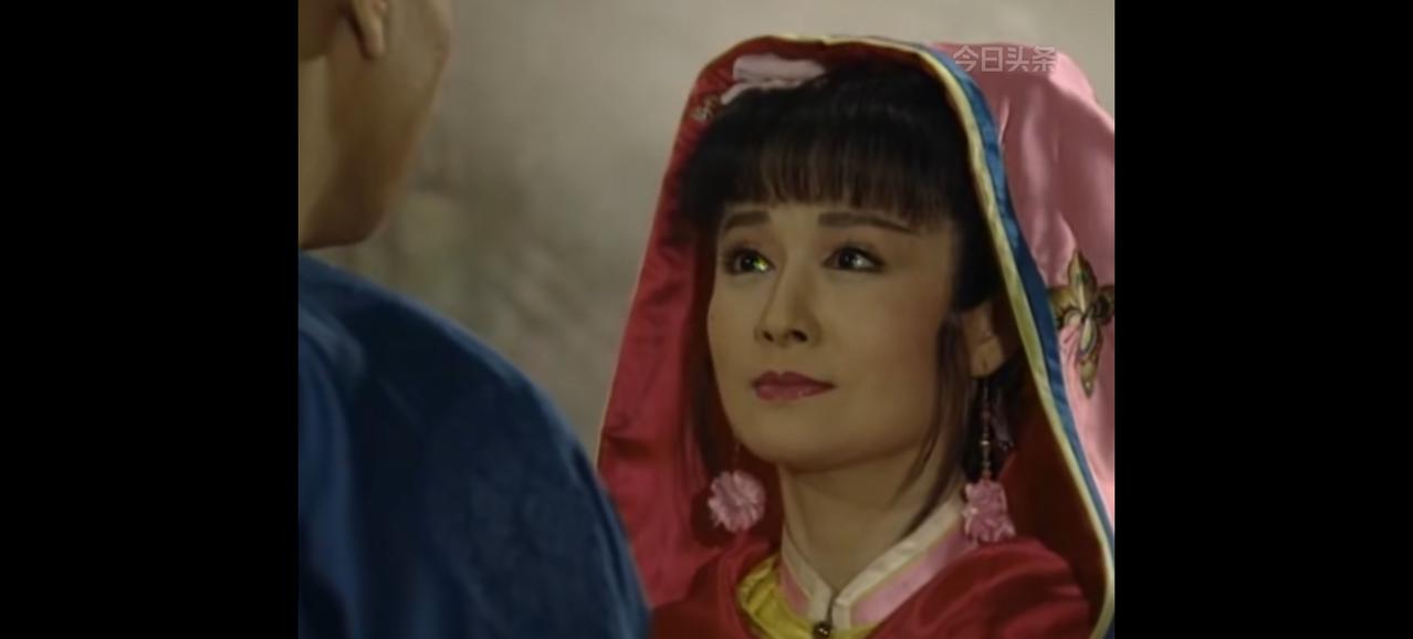 盛赞女儿，极尽诋毁男儿，可能是太后当权，只能说天妃娘娘好话。