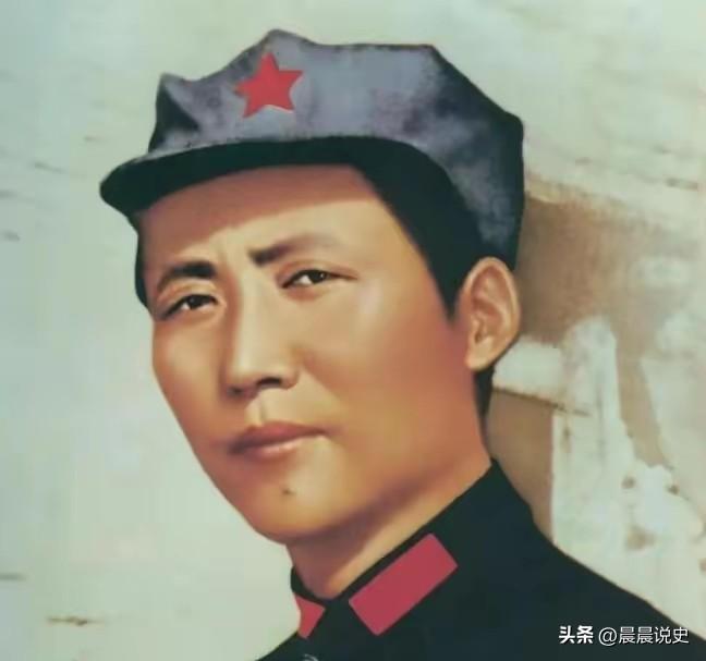 毛泽东26岁时写了一段话：
​“天下者，我们的天下；国家者，我们的国家；社会者，