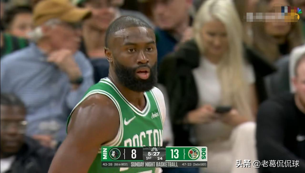 凯尔特人巨星杰伦-布朗真是太有担当了！在今天凯尔特人主场以92：102输给森林狼